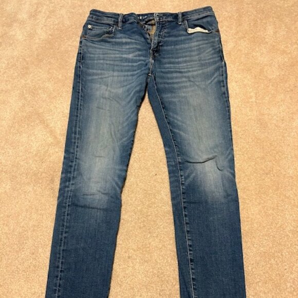 American Eagle Athletic Skinny Jeans - Picture 1 of 2